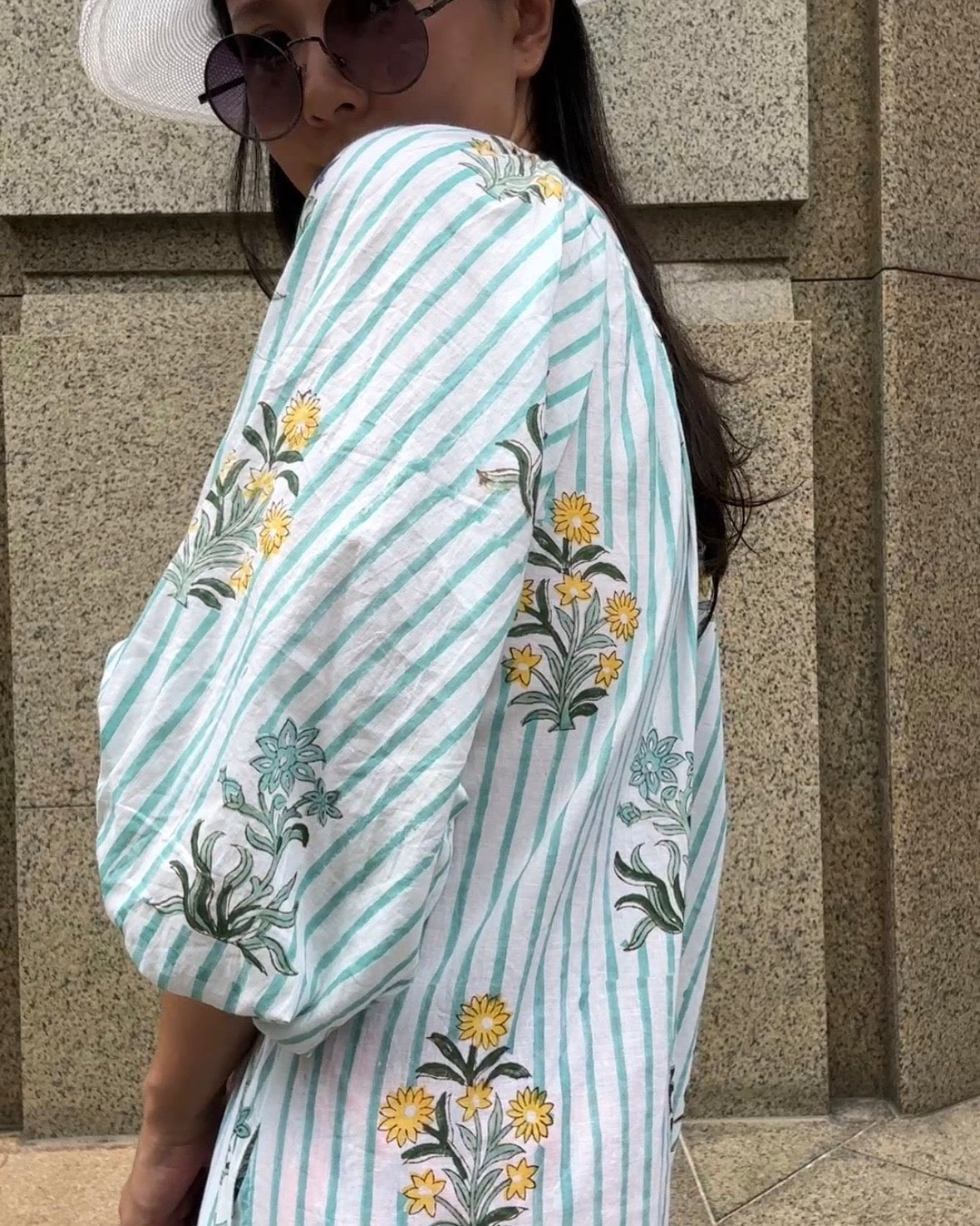 Opta2606條文小花泡泡袖洋裝（藍綠）-6
